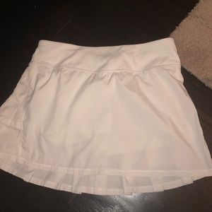 ivivva tennis skirt!